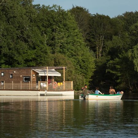 Hotel Les Etangs De Taysse Espagnac Exterior foto