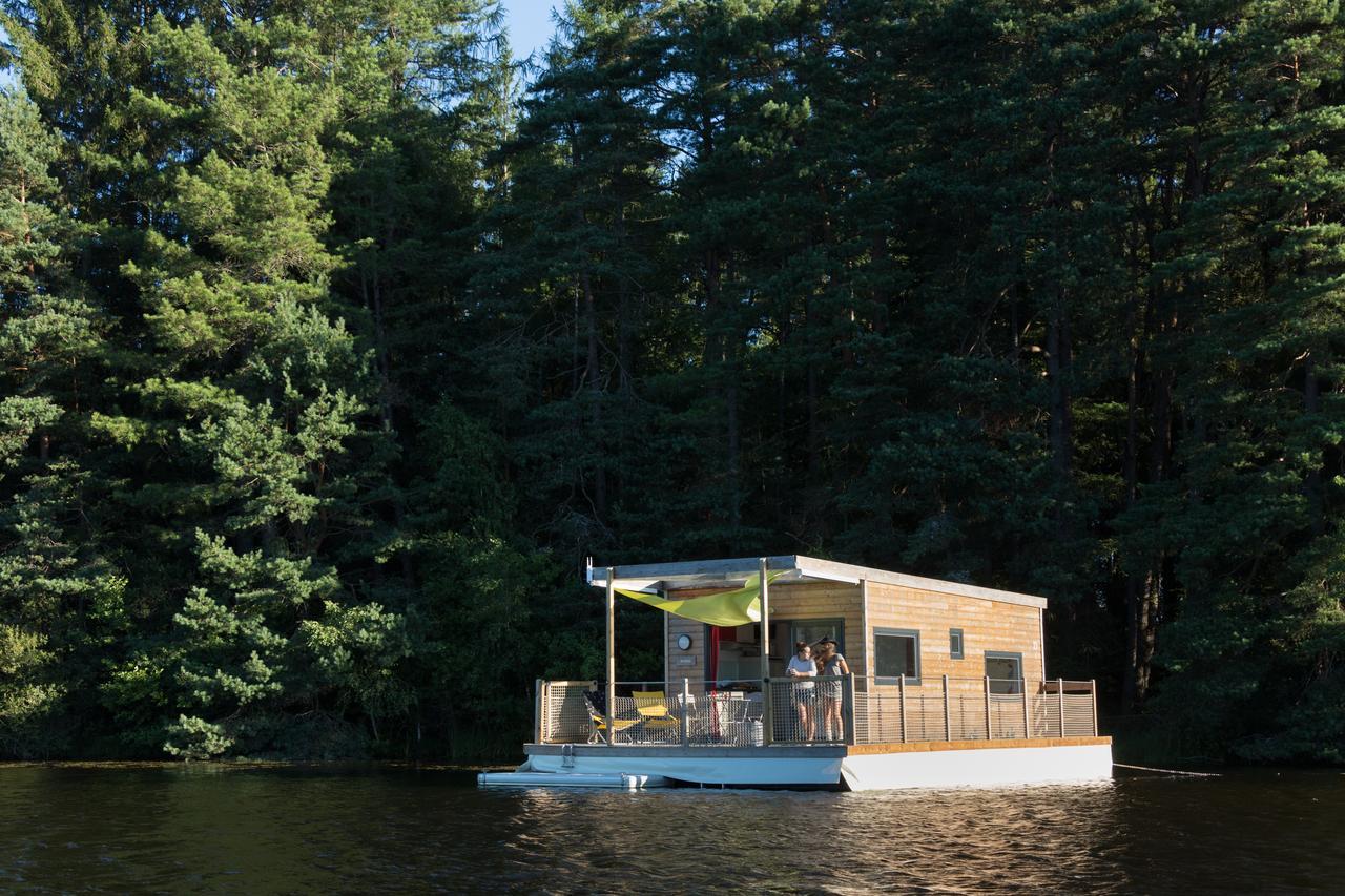 Hotel Les Etangs De Taysse Espagnac Exterior foto